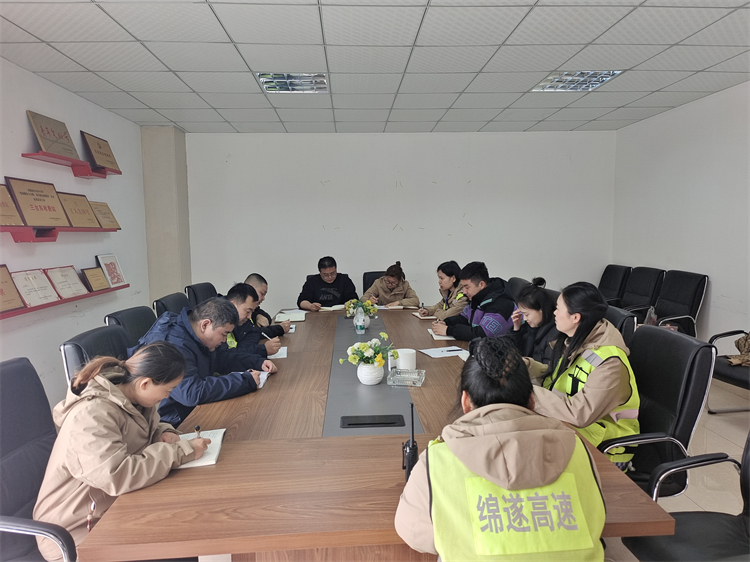 3.25+三台收费站+三台收费站积极筹备清明节假日工作 (1).jpg