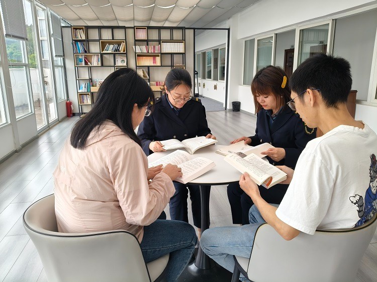 4.23+绵遂稽查机电+绵阳管理处稽查机电大队举办读书日活动 弘扬知识力量.jpg